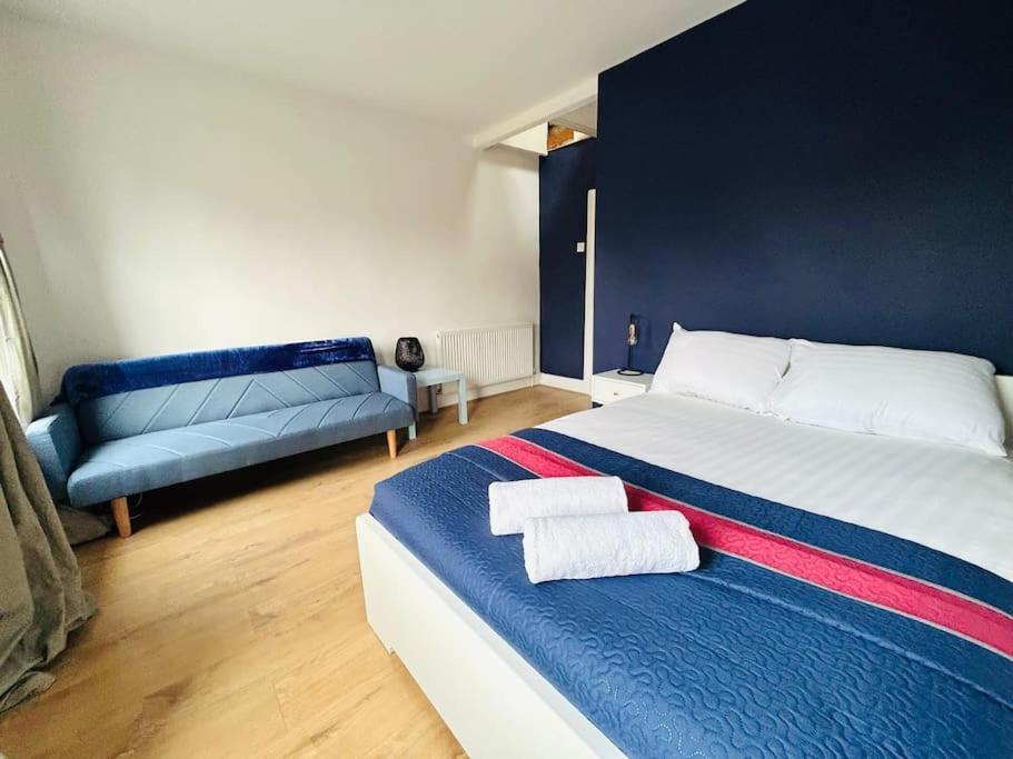 Elegant House In Stratford Apartment London Exterior photo